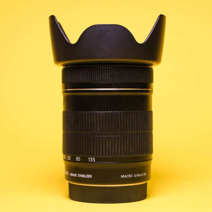 Canon EF-S 18-135 mm f/3,5-5,6 IS | 7042554457