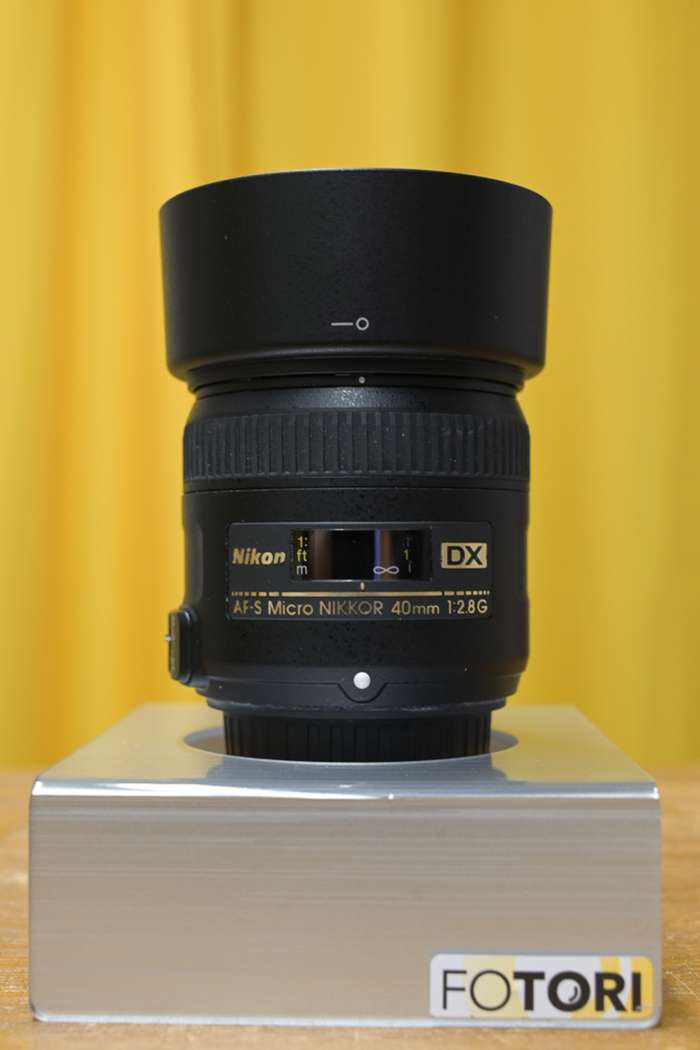 Nikon 40 mm f/2,8 AF-S G DX Micro