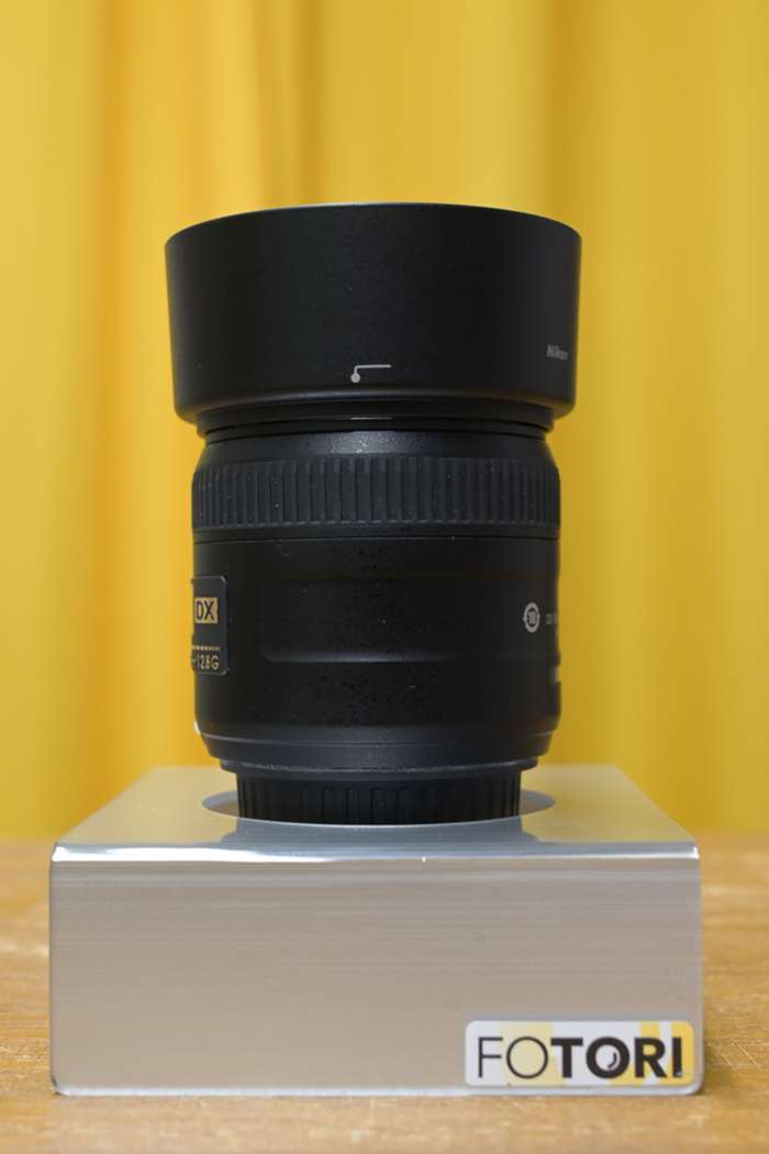 Nikon 40 mm f/2,8 AF-S G DX Micro