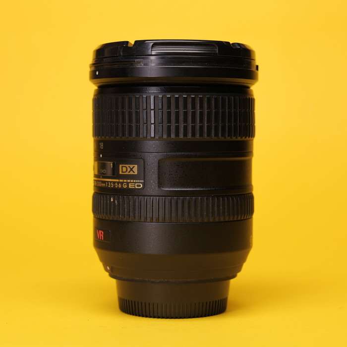 Nikon AF-S DX VR Zoom-Nikkor 18-200mm f/3.5-5.6 IF-ED | 2870486