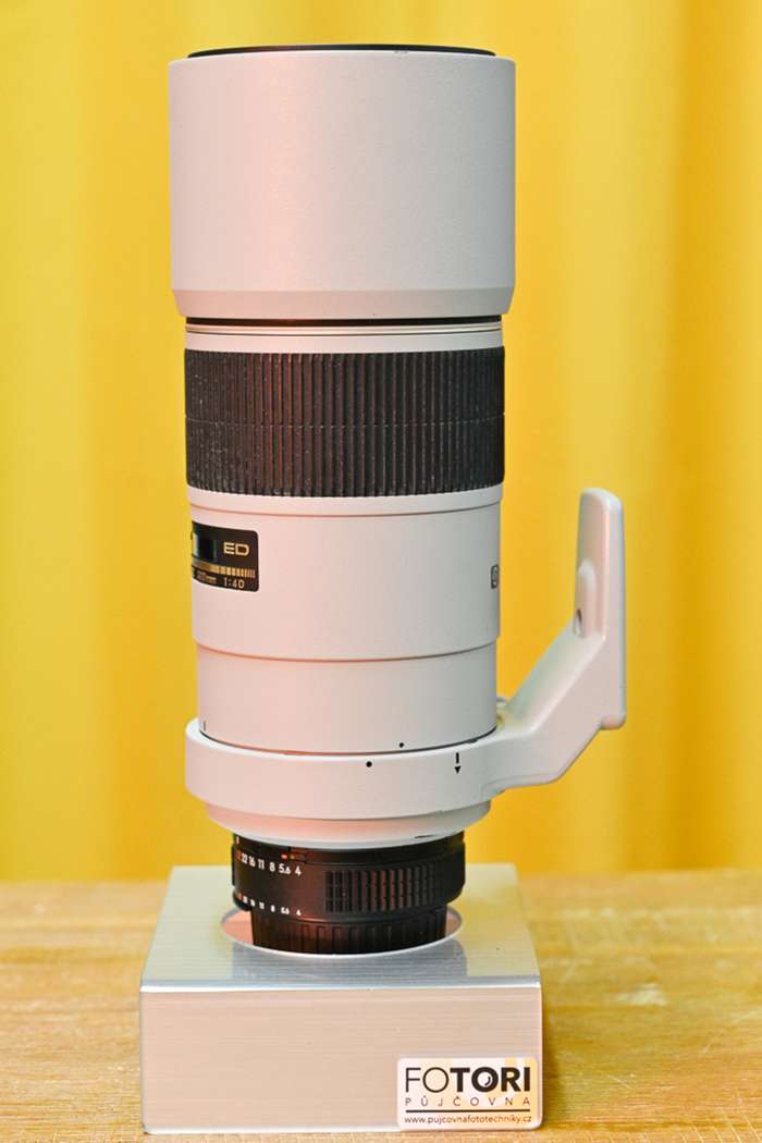 Nikon 300mm f/4,0 D AF-S IF-ED