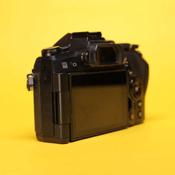 Olympus OM-D E-M1 Mark II | BHUA37388