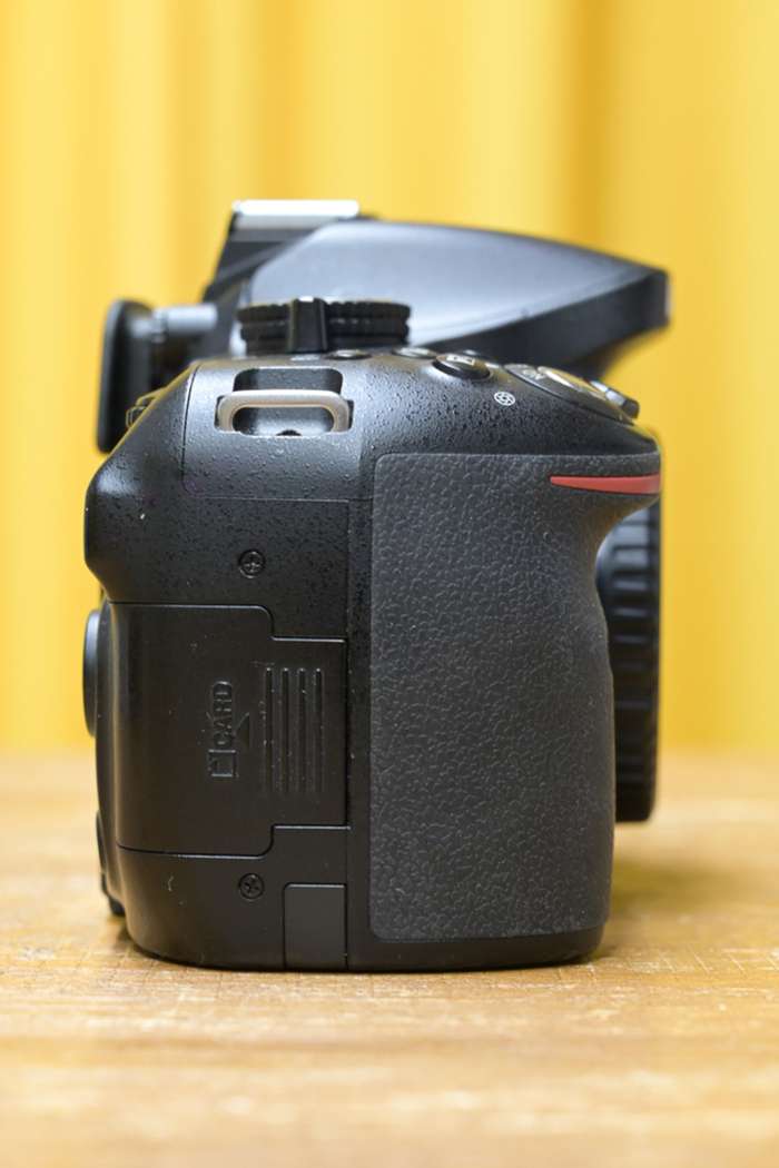 Nikon D5200 | dálková spoušť + 16 GB karta Sandisk |  4719385
