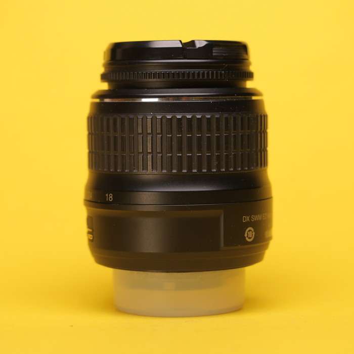Nikon 18-55mm f/3.5-5.6G II ED AF-S DX | 8035113