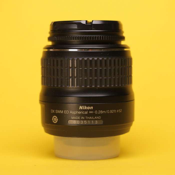Nikon 18-55mm f/3.5-5.6G II ED AF-S DX | 8035113