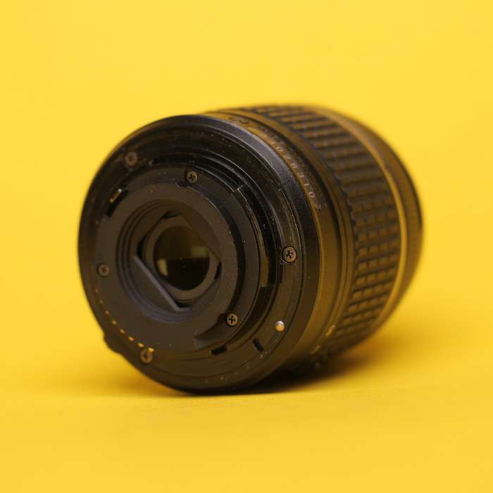 Nikon 18-55 mm f/3.5-5.6 G AF-P DX VR | 23028310