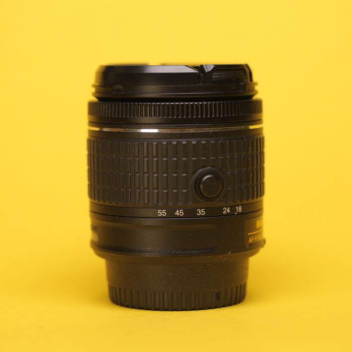 Nikon 18-55 mm f/3.5-5.6 G AF-P DX VR | 23028310