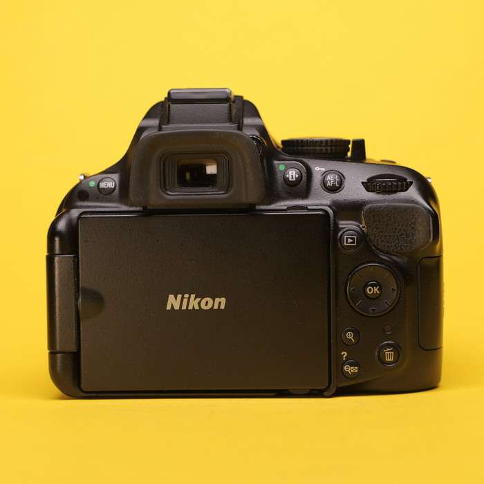 Nikon D5200 | 4727853
