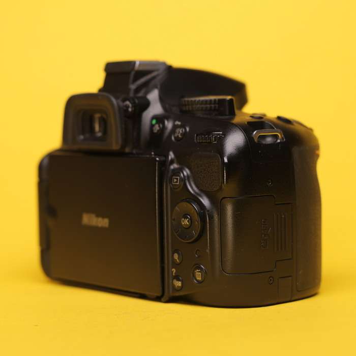 Nikon D5200 | 4691177