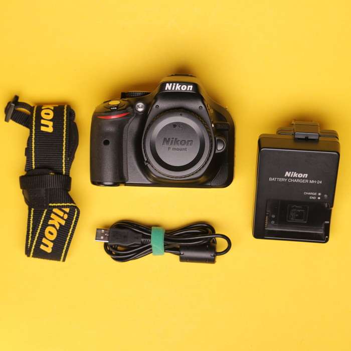 Nikon D5200 | 4691177