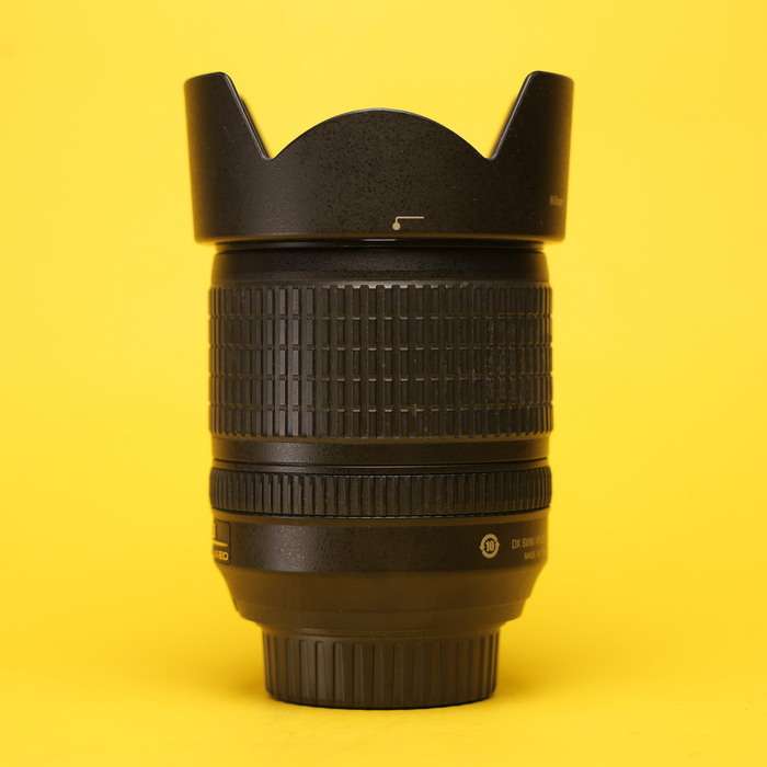 Nikon 18-105mm f/3,5-5,6  AF-S DX G ED VR | 38672710