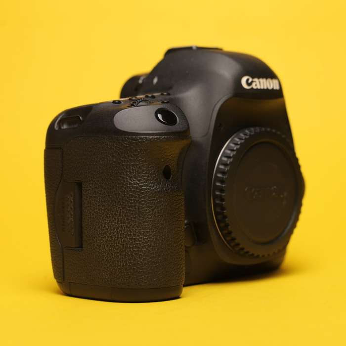 Canon EOS 5D Mark III | 073024021492