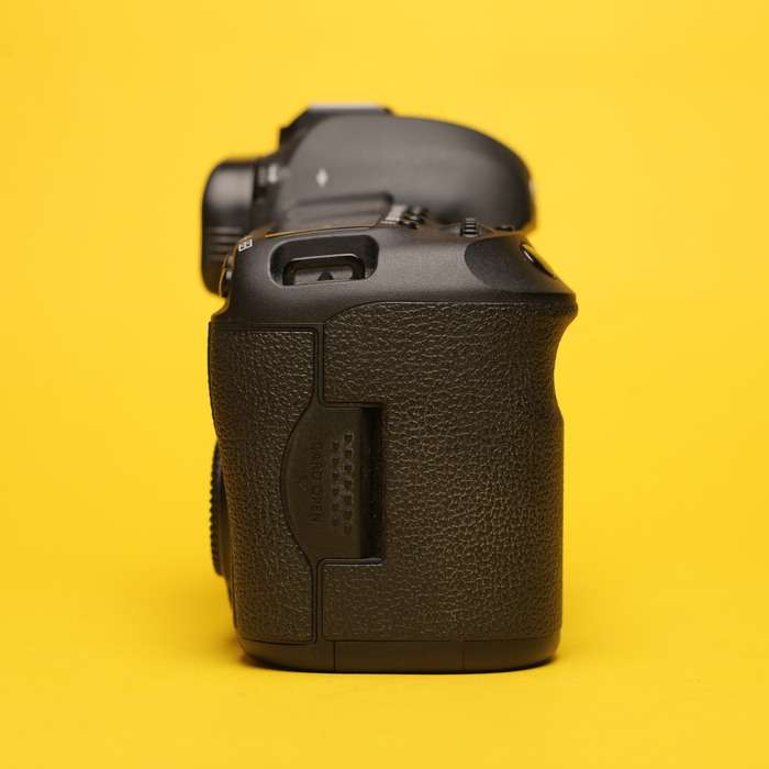 Canon EOS 5D Mark III | 073024021492