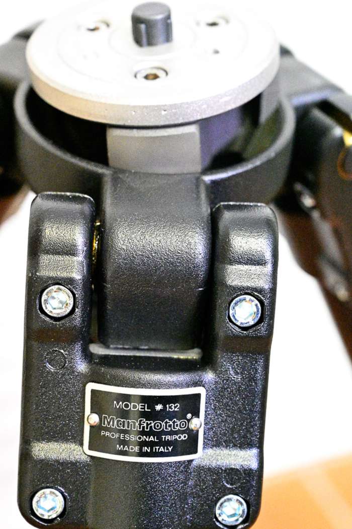 Manfrotto 132 STATIV HEAVY se 100 mm nivelační polokoulí