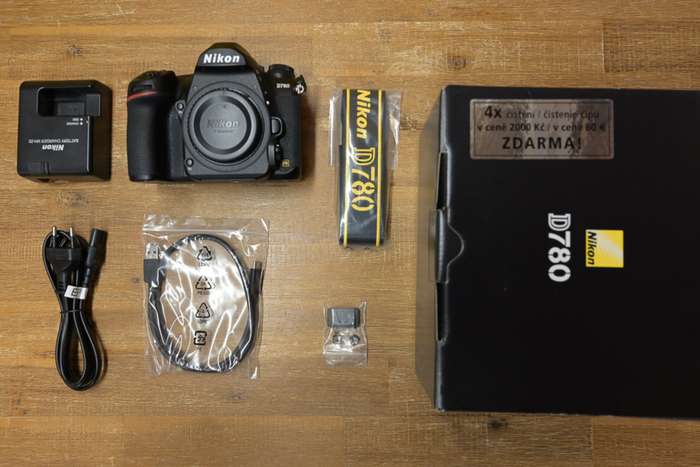 Nikon D780 |  6004889