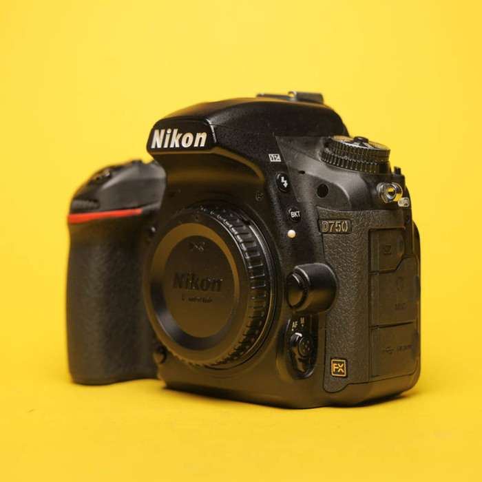 Nikon D750 + Battery grip | 6182158