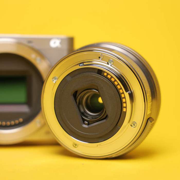 Sony Alpha A6000 + 16-50/3,5-5,6mm | 4033779