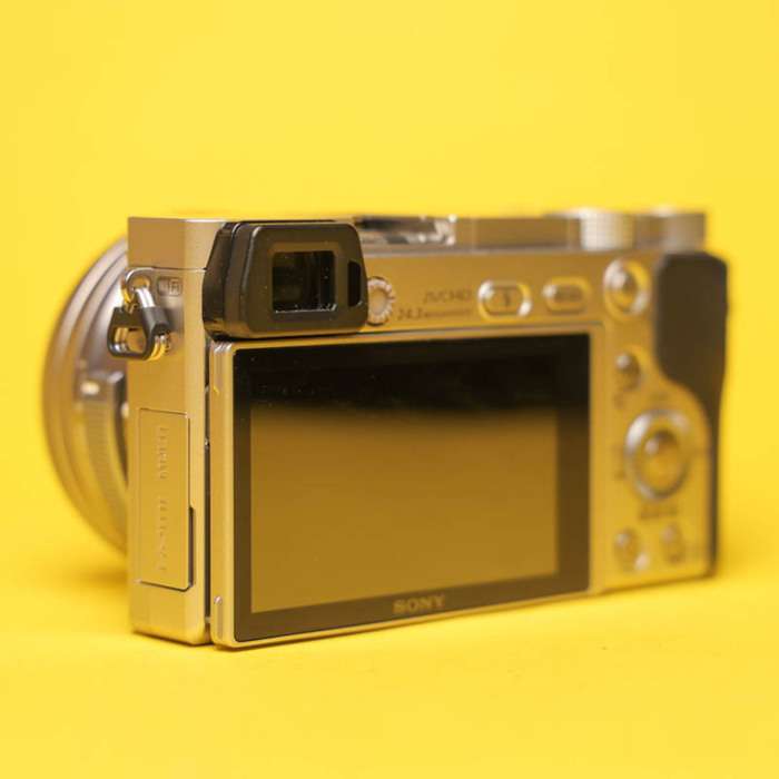 Sony Alpha A6000 + 16-50/3,5-5,6mm | 4033779