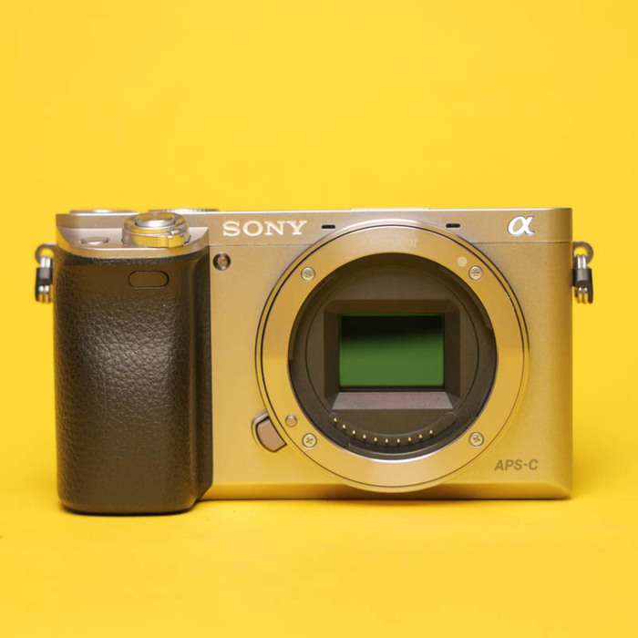 Sony Alpha A6000 + 16-50/3,5-5,6mm | 4033779