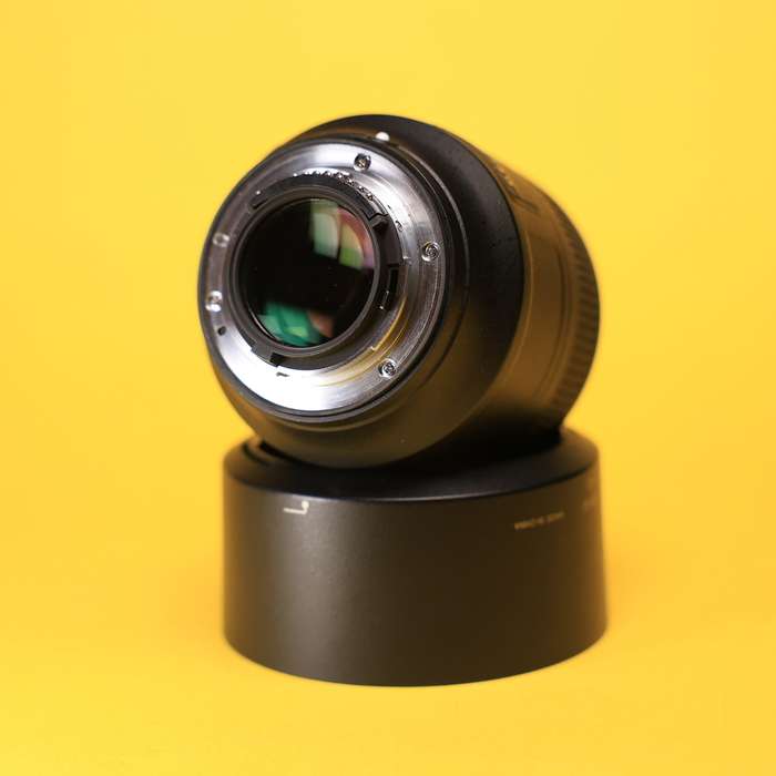 Nikon AF-S 85mm f/1.8 G | 306416