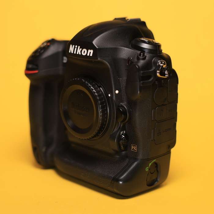 Nikon D5 | 6006196