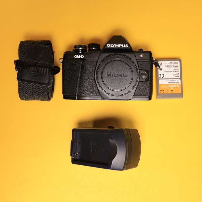 Olympus E-M10 mark II | BHLA42813