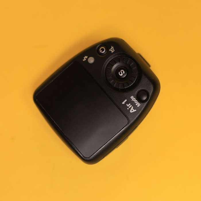 Nissin Di700A pro Canon | TTL Blesk + Odpalovač AIR 1