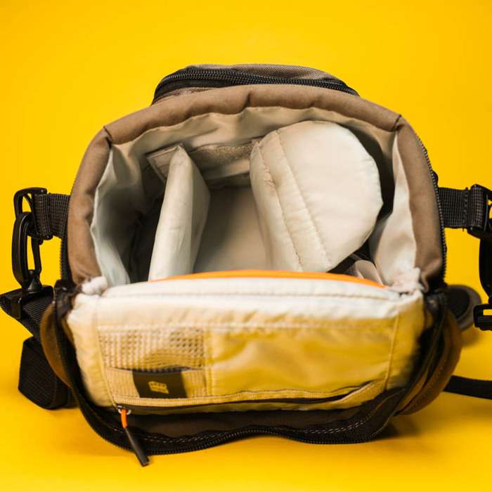 Lowepro Nova 140 AW II Camo | Foto brašna