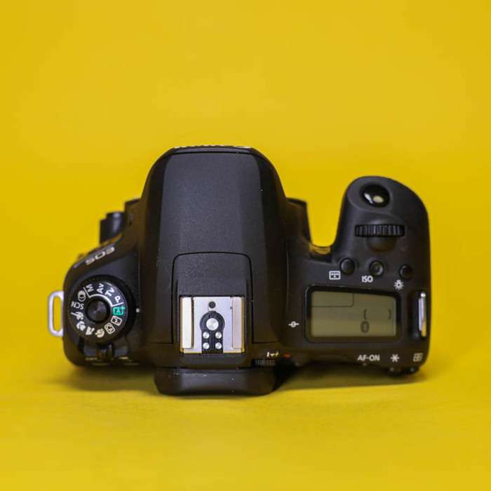 Canon EOS 77D | 14303105262