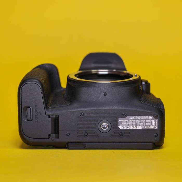 Canon EOS 77D | 14303105262