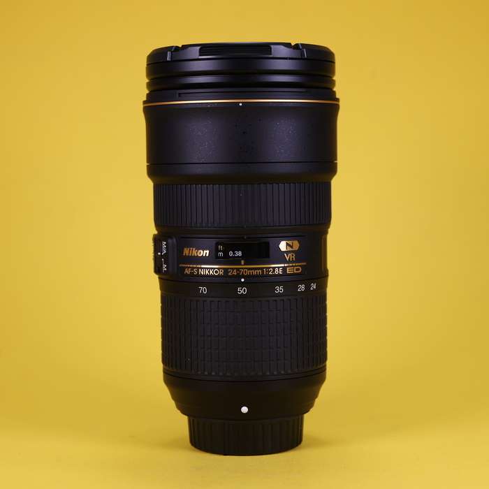 Nikon 24-70 mm f/2,8 E ED VR | 2101598