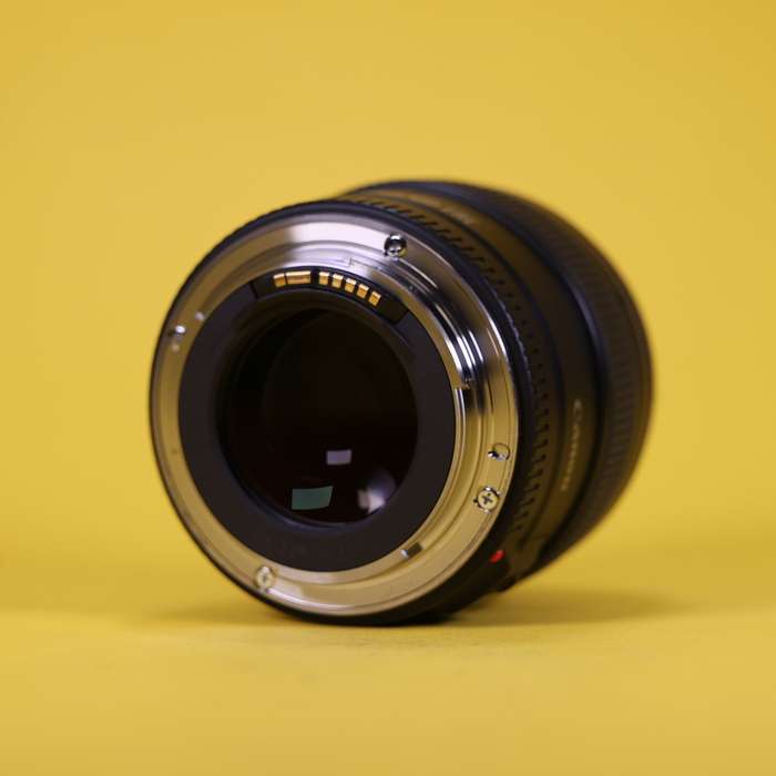 Canon EF 85 mm f/1,8 USM | 32185593