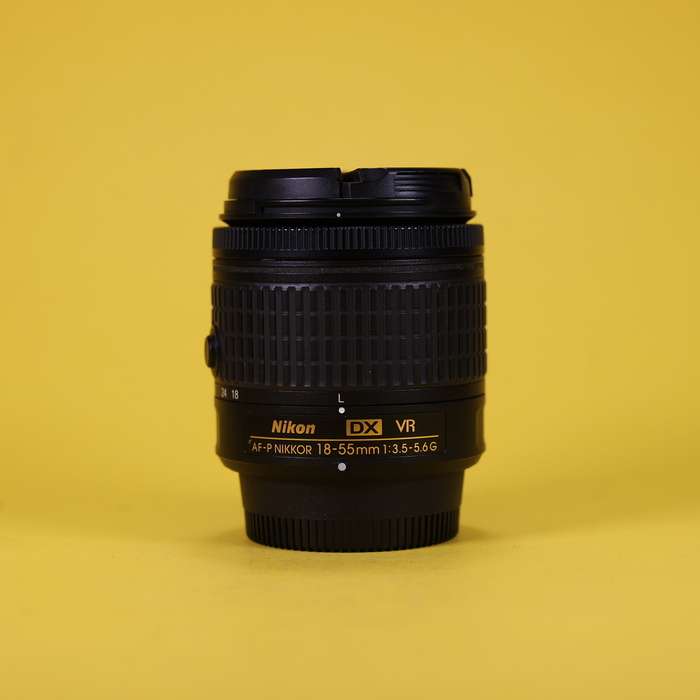 Nikon 18-55mm f/3.5-5.6G AF-P DX VR | 20480842