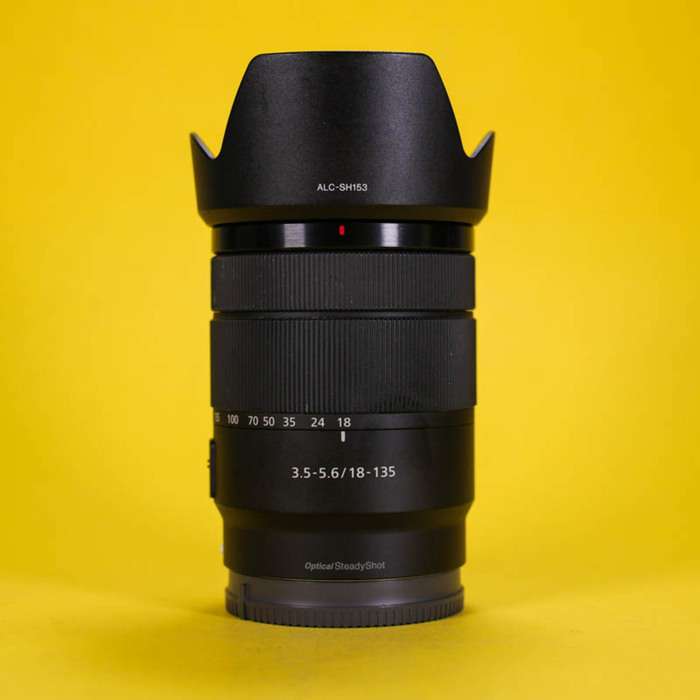 Sony E 18-135mm f/3.5-5.6 OSS | 1812197