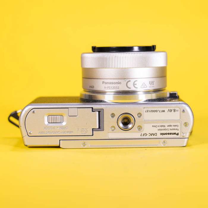 Lumix DMC-GF7 + 12-32mm | WF7JB002127