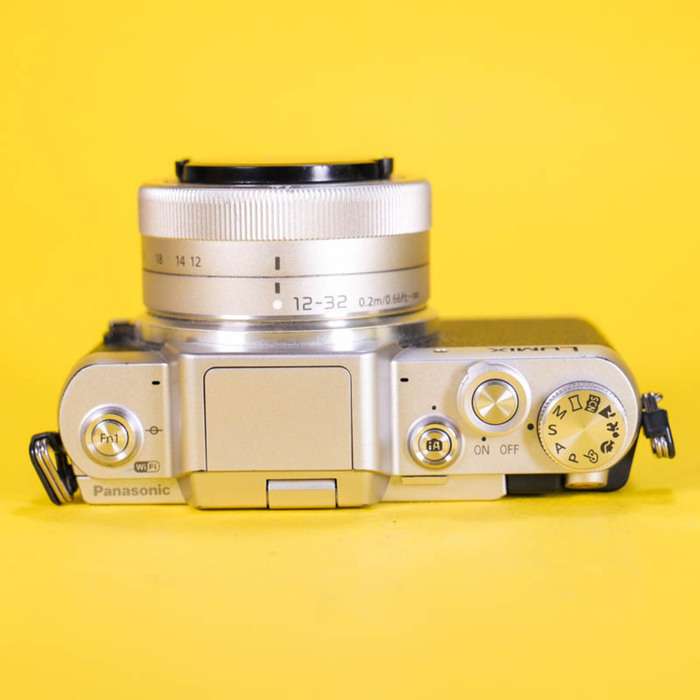 Lumix DMC-GF7 + 12-32mm | WF7JB002127