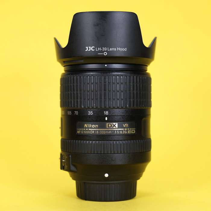 Nikon 18-300mm f/3,5-6,3 AF-S DX G ED VR | 2016372