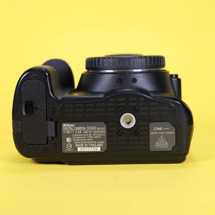Nikon D3400 | 6017750