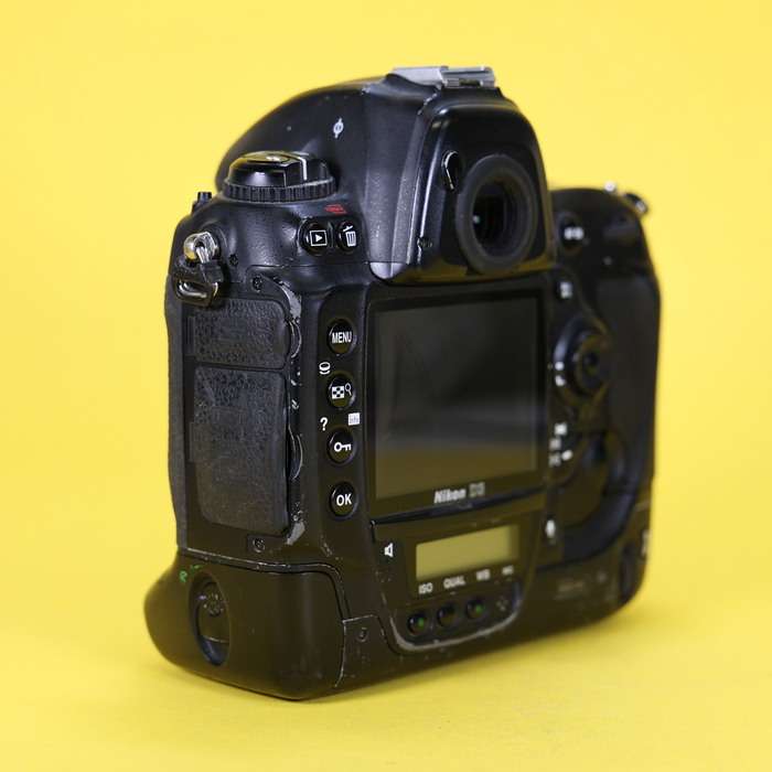 Nikon D3 | 2020786