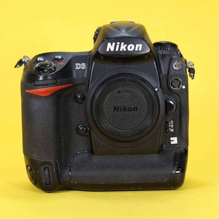 Nikon D3 | 2020786