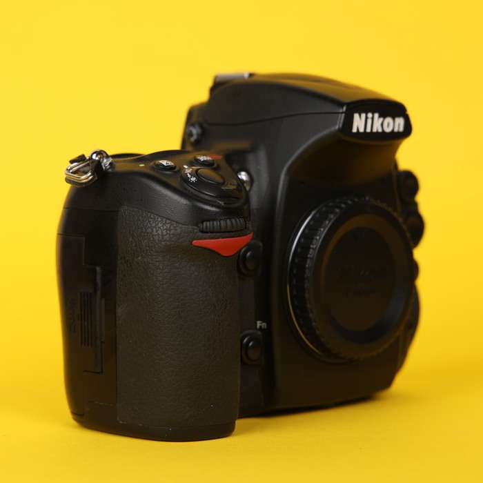 Nikon D700 | 2246756