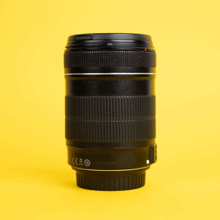 Canon EF-S 18-135 mm f/3,5-5,6 IS | 5602003480