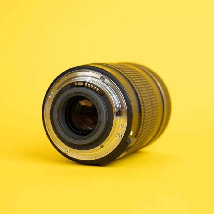 Canon EF-S 18-135 mm f/3,5-5,6 IS | 5602003480