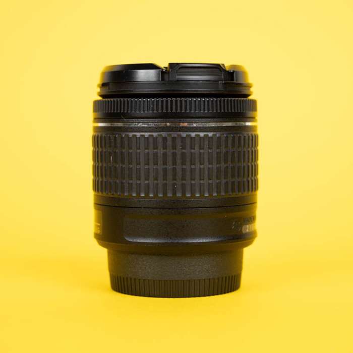 Nikon 18-55mm f/3.5-5.6G AF-P DX VR | 21043239