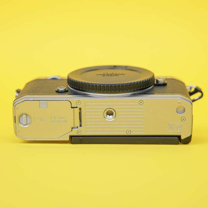 Nikon Z FC tělo + Nikon Z 16-50/3.5-6.3 Stříbrný | 6054444