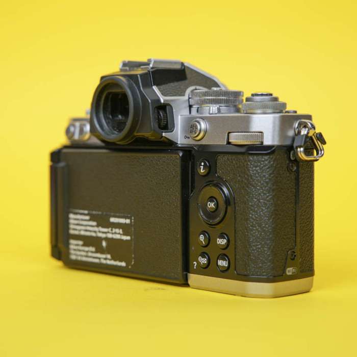 Nikon Z FC tělo + Nikon Z 16-50/3.5-6.3 Stříbrný | 6054444