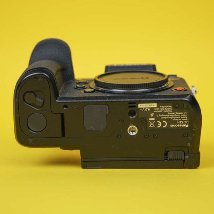 Panasonic Lumix S1H | WJ9KA001414