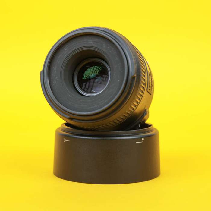 Nikon 40mm f/2.8 G AF-S Micro DX | 2015571