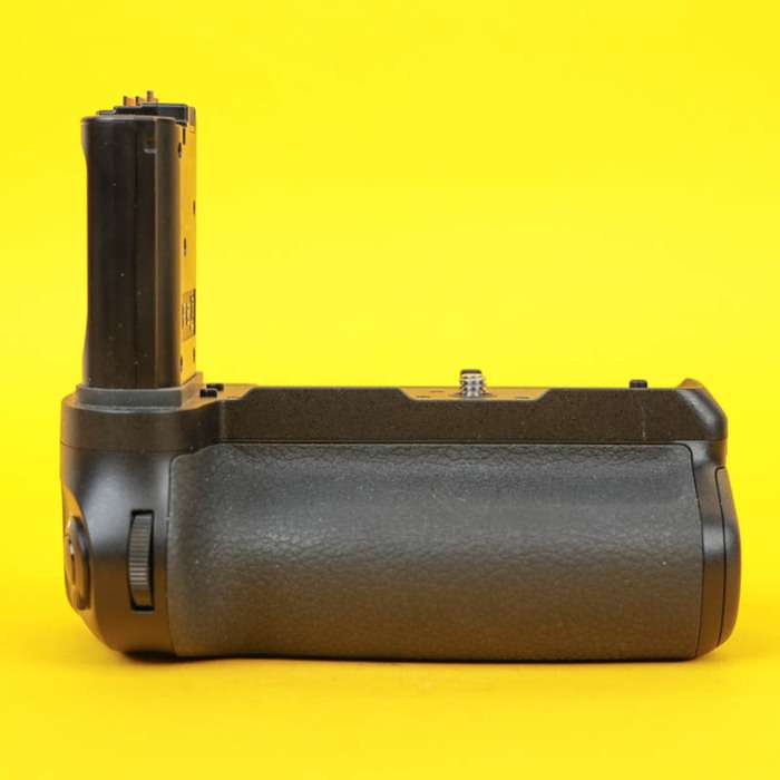 Nikon MB-N11 | Bateriový grip pro Z6 II a Z7 II | 2012728