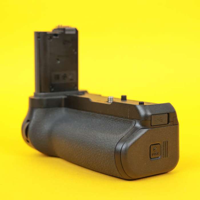 Nikon MB-N11 | Bateriový grip pro Z6 II a Z7 II | 2012728